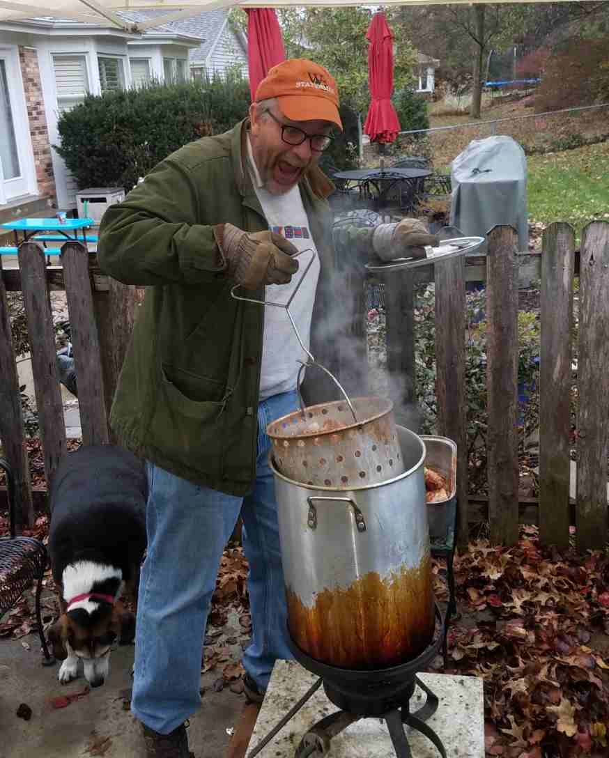 2018-11-23 Randy frying turkeys.jpg